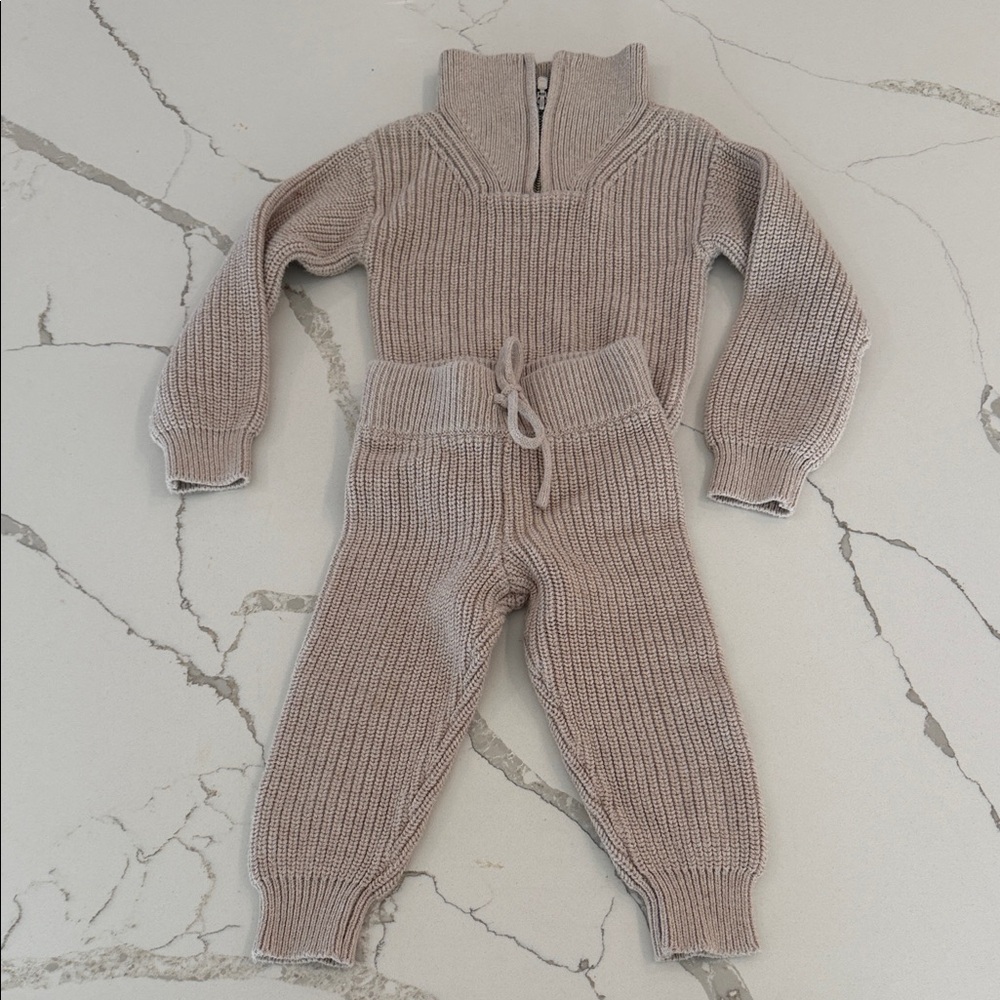 Jamie Kay Ribbed Knit Kids Set in Taupe